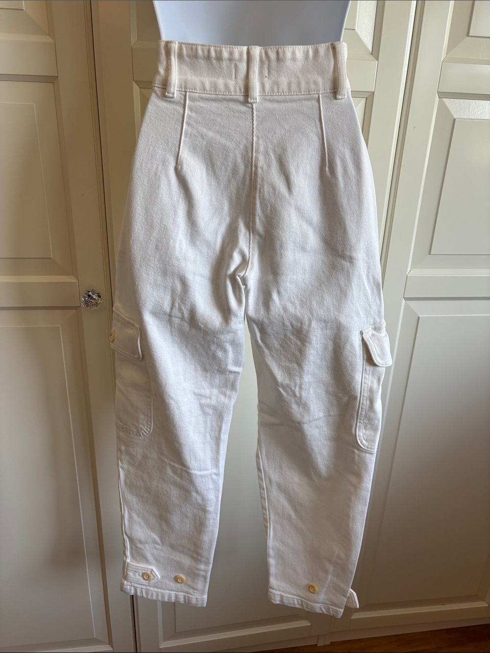 Wilfred Free
Modern Cargo  Pant - Picture 9 of 16